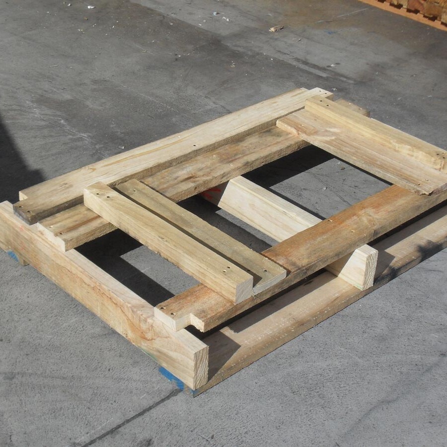 Specialty timber pallets